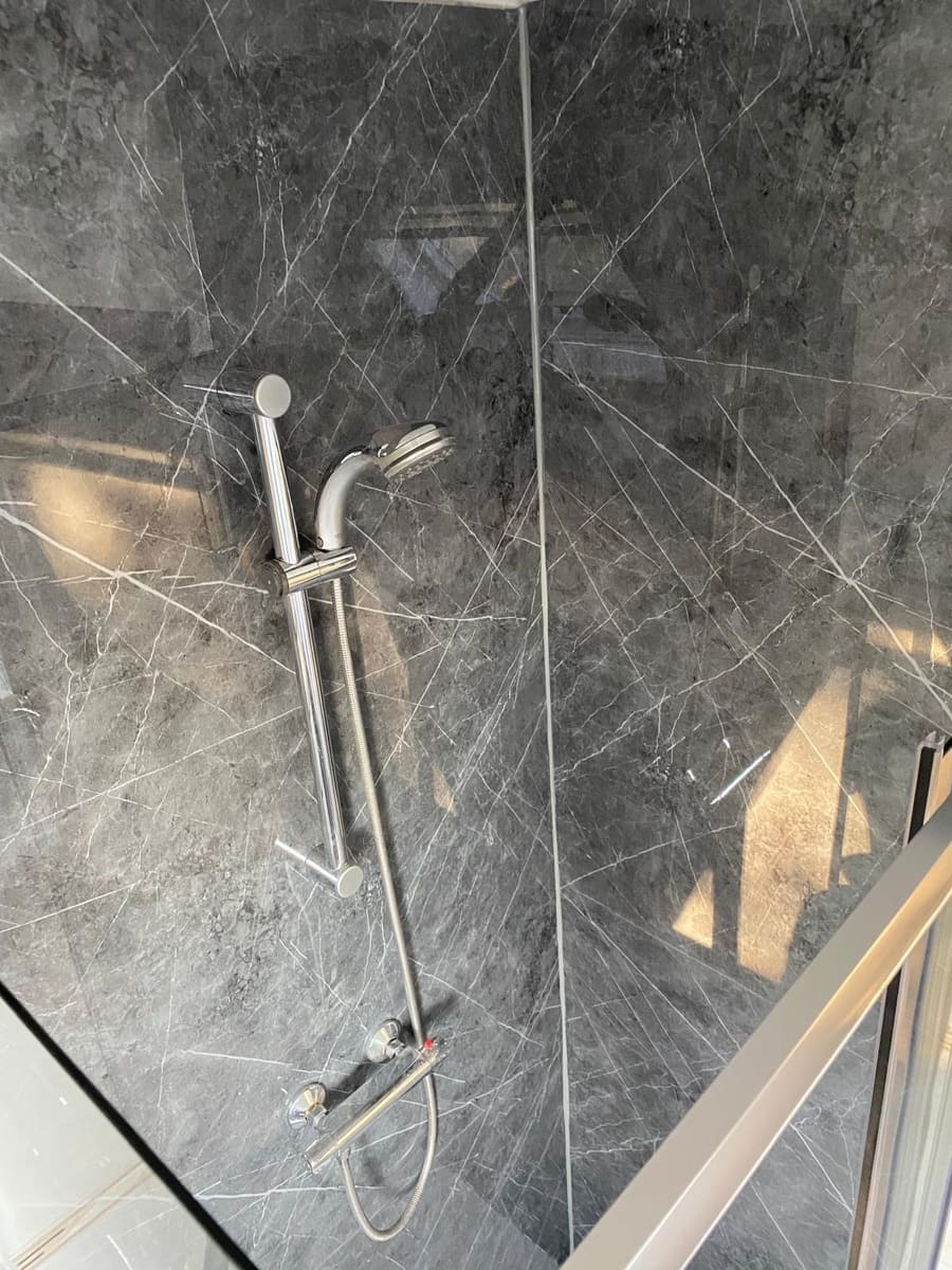 PVC wandpaneel 122x280 Scratched Dark Grey Marble